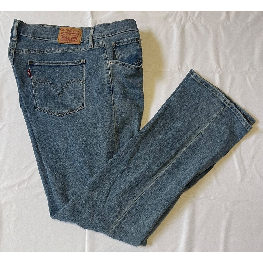LEVIS ORIGINAL RIVETED CLASSIC BOOTCUT WOMENS SIZE‎ 14 LIGHT BLUE